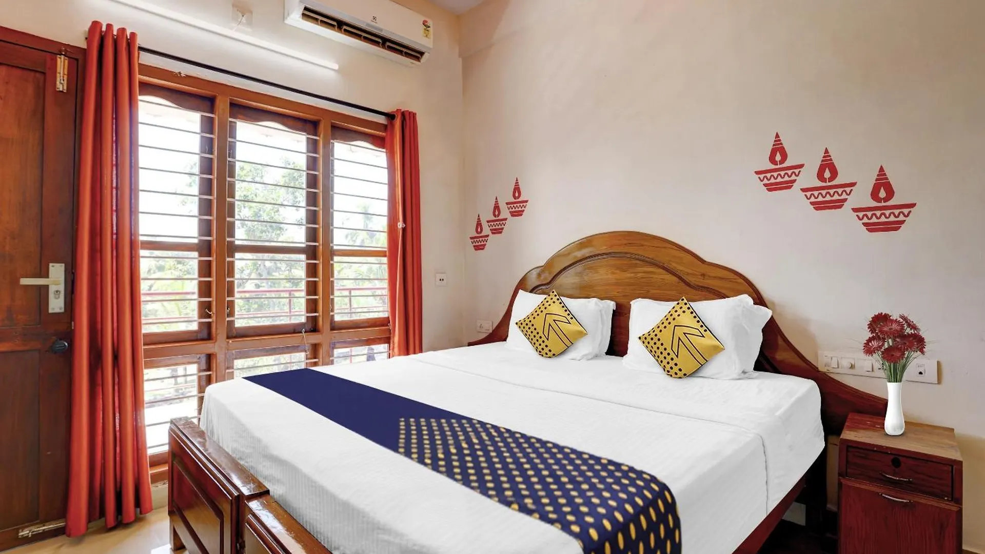Spot On Ocean Ac & Non Ac Hotel Kovalam Indien